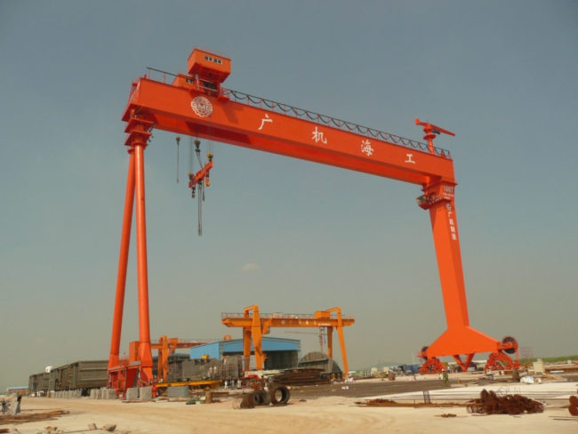 造船門式起重機(jī)